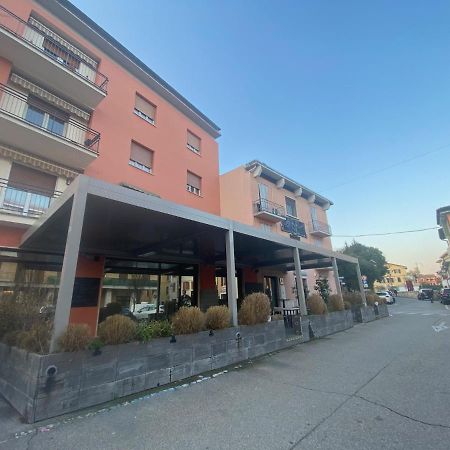 ヴァレッジョ・スル・ミンチョLa Casa Di Martaアパートメント エクステリア 写真