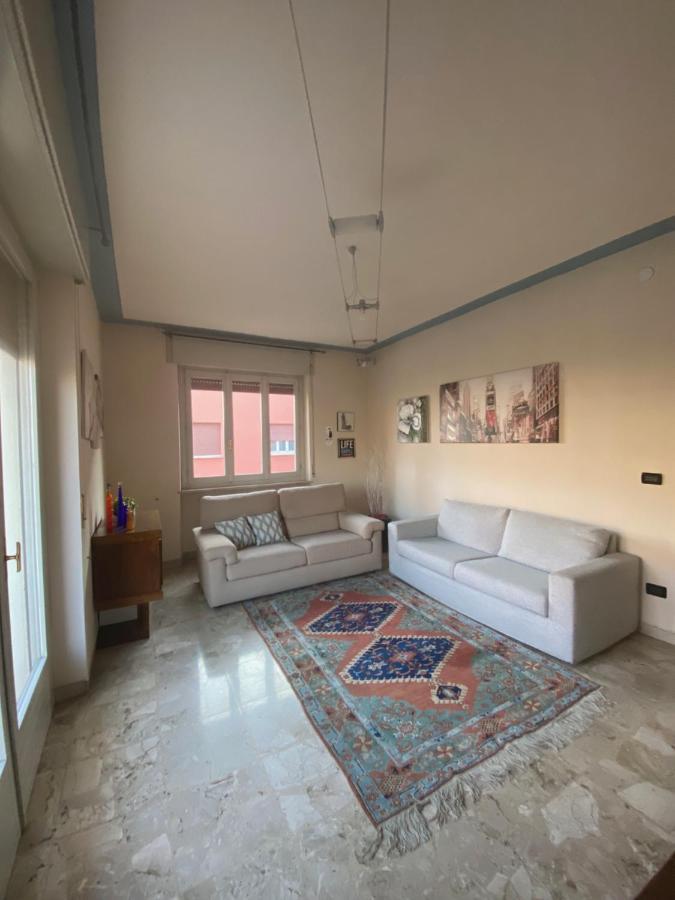 ヴァレッジョ・スル・ミンチョLa Casa Di Martaアパートメント エクステリア 写真
